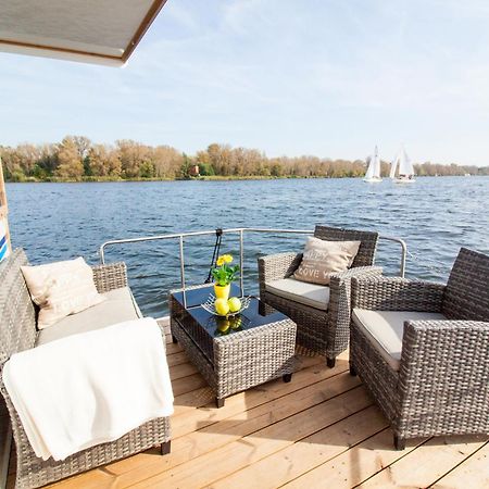 Wohlfuehlboot Hausboot - Festlieger Im Hafen Bad Saarow - Wc An Bord, Dusche An Land Hotel Luaran gambar