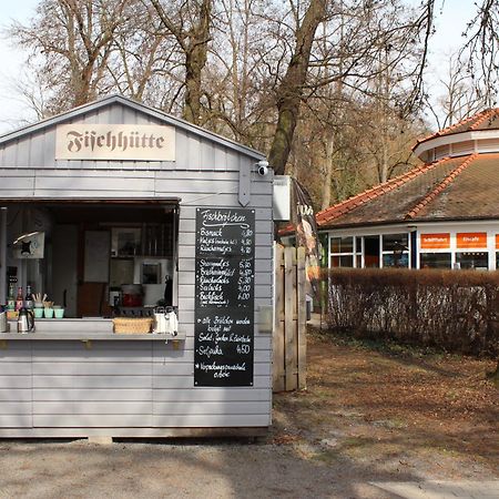 Wohlfuehlboot Hausboot - Festlieger Im Hafen Bad Saarow - Wc An Bord, Dusche An Land Hotel Luaran gambar