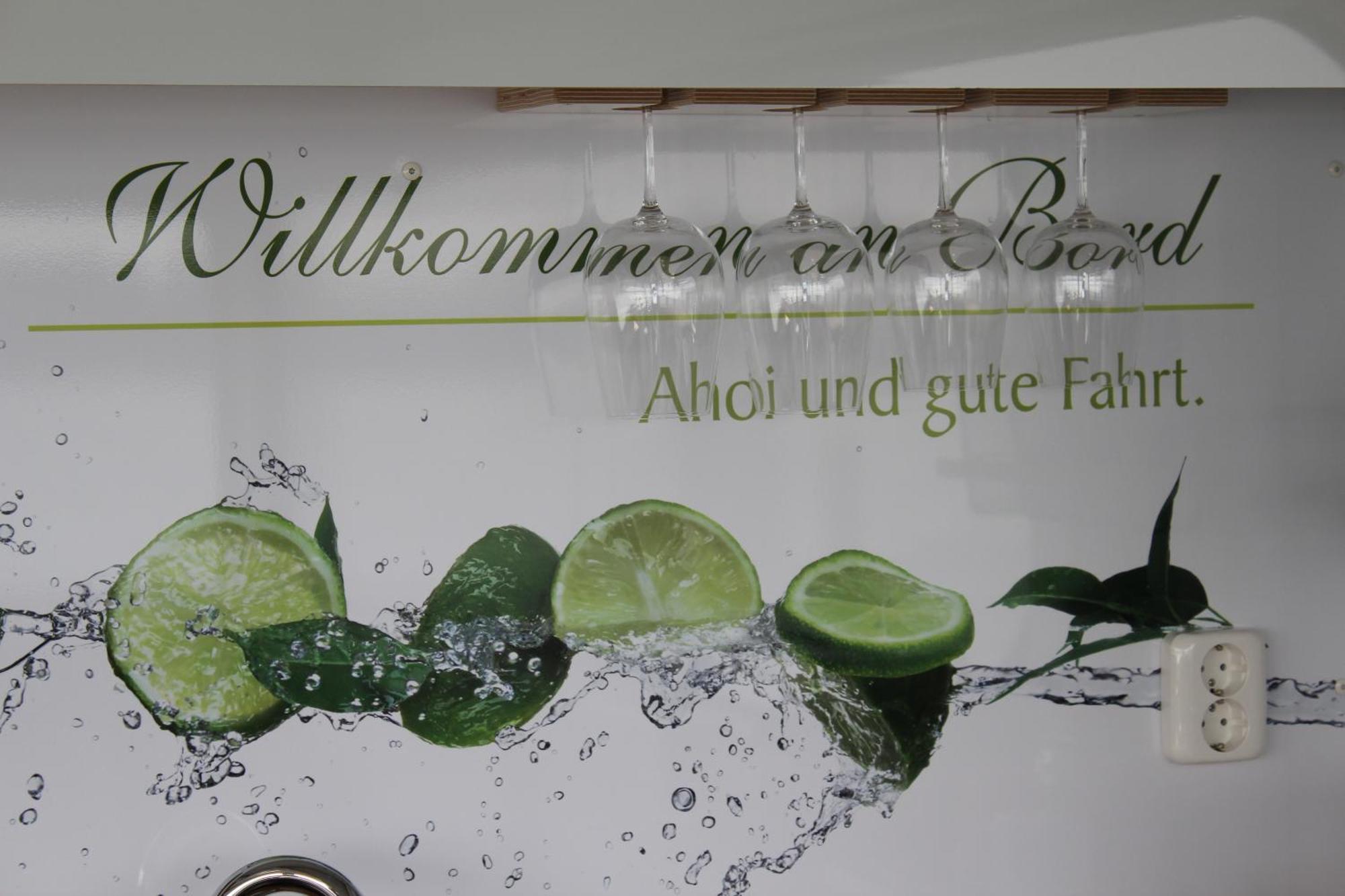 Wohlfuehlboot Hausboot - Festlieger Im Hafen Bad Saarow - Wc An Bord, Dusche An Land Hotel Luaran gambar